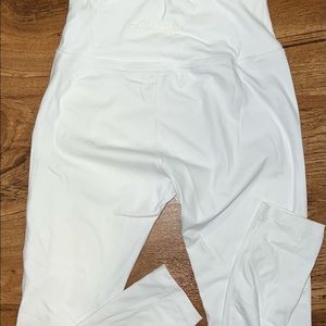 ALPHALETE PULSE SURGE LEGGING